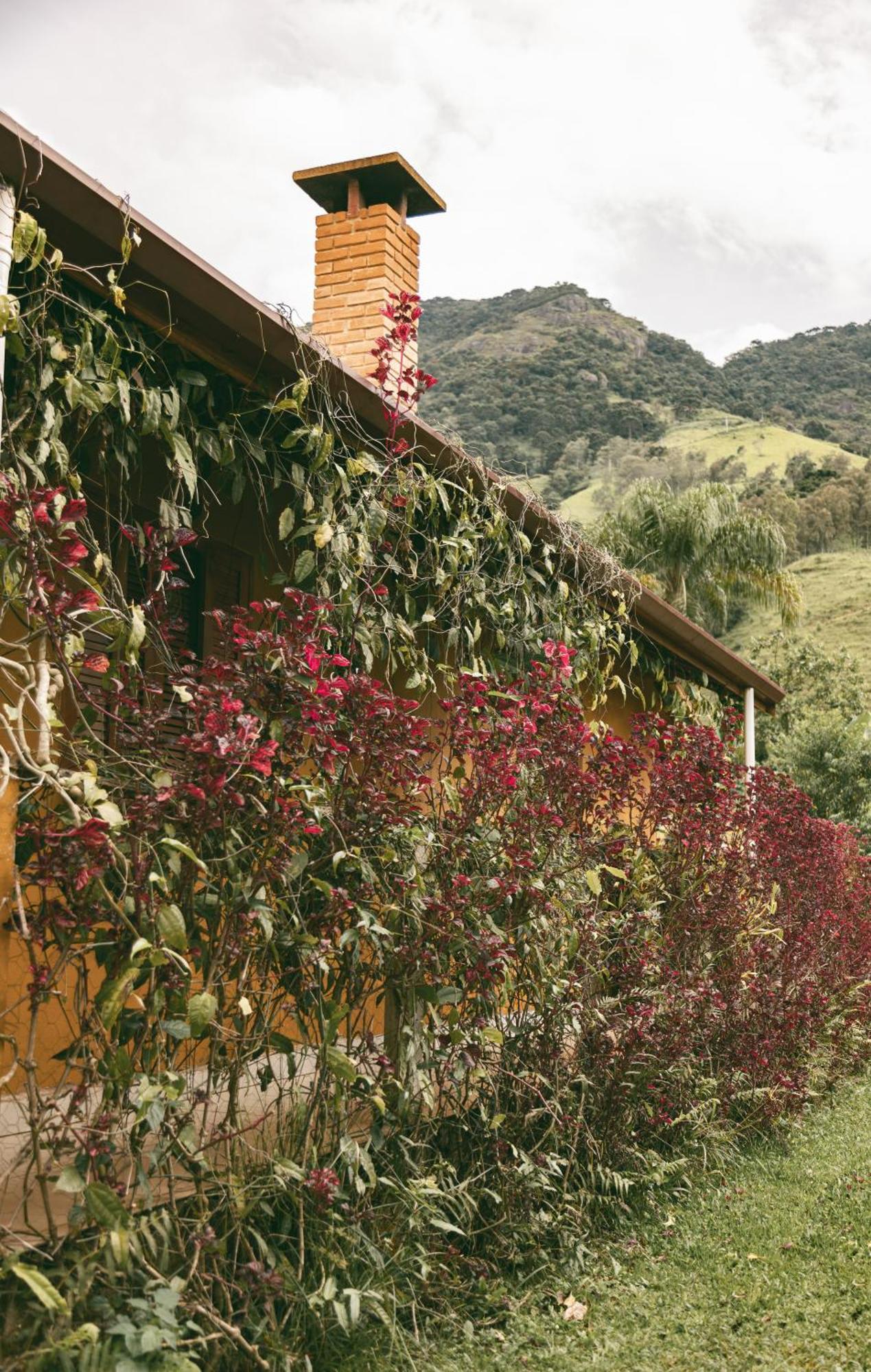 Casa Pedacinho De Ceu Com Banheira De Hidromassagem E Lareira Villa Sao Bento do Sapucai Exterior photo